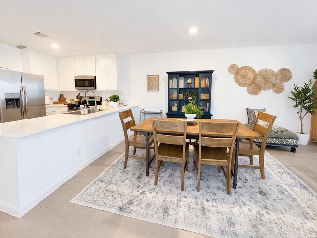 Building Photo - 12018 Noble Wood Vlg Dr
