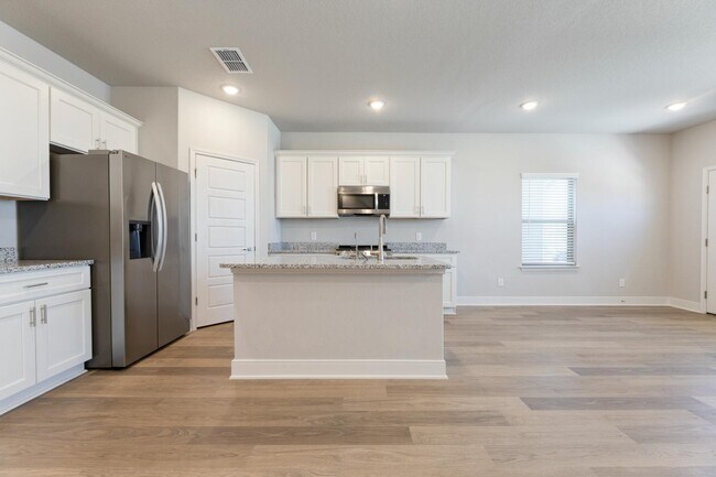 Building Photo - 7126 Magnolia Pass