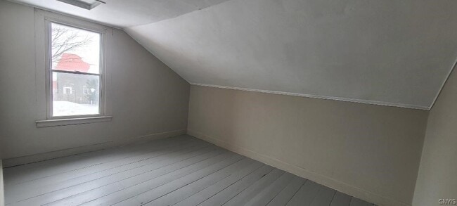 Building Photo - 43 N Main St