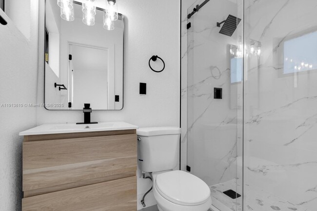 Building Photo - 1041 NW 199th St