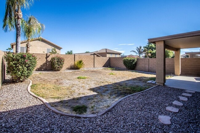 Building Photo - FANTASTIC 4BED/3 BATH SAN TAN HOME in RANCHO BELLA VISTA