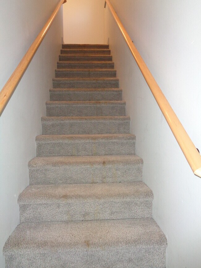 Building Photo - 1364 Northern Heights Loop NE