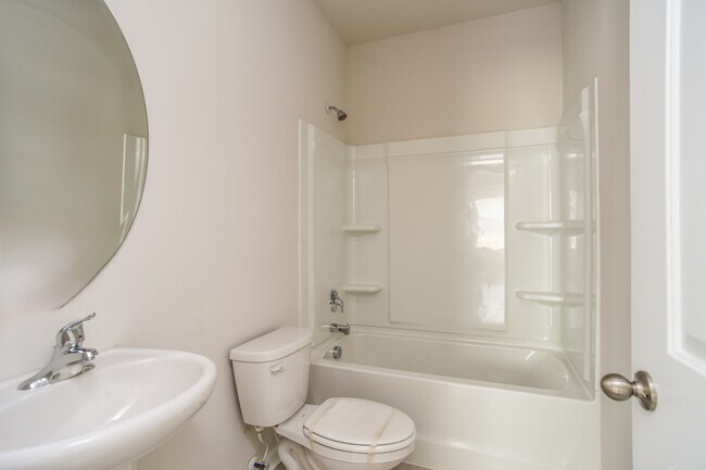 Building Photo - 1316 Warrens Way