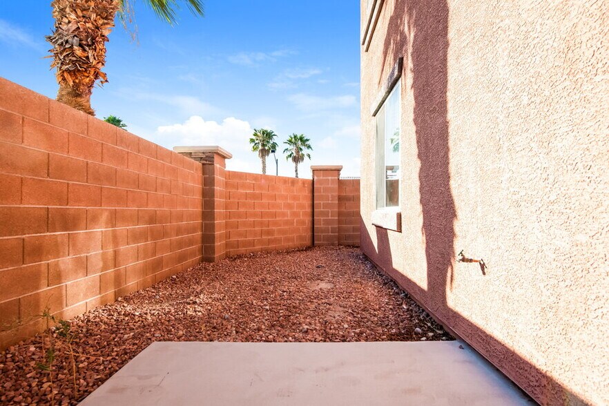 Building Photo - 7204 Amber Cascade Ct