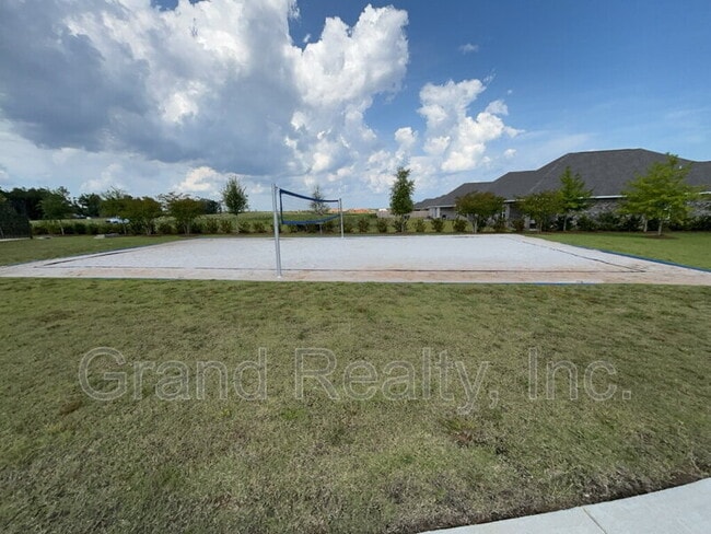 Building Photo - 5823 Sargassum Ln