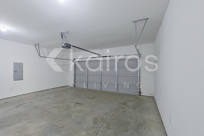 Building Photo - 66 Maple Leaf Dr