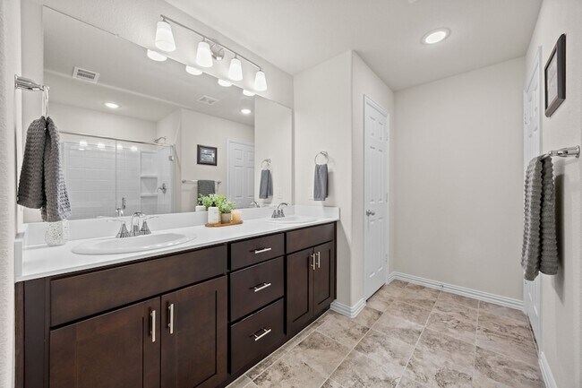 Building Photo - 3249 Glorioso Dr