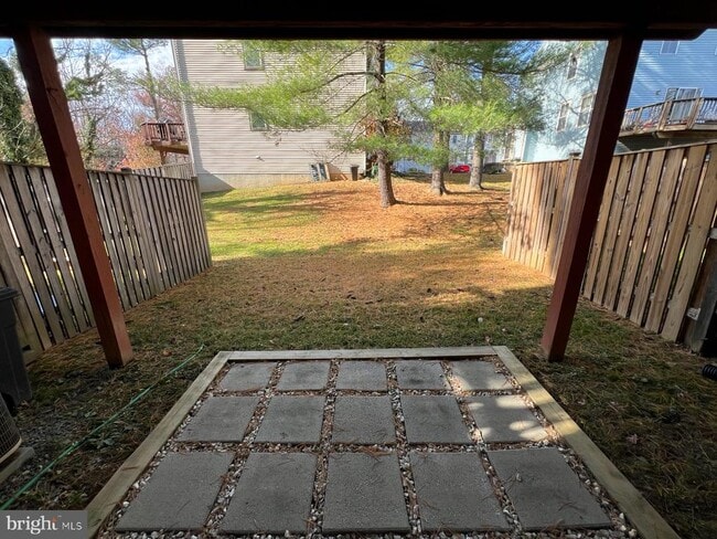 Building Photo - 18002 Sunset Lake Ct