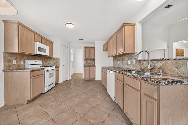 Building Photo - 3830 Flatwood Dr
