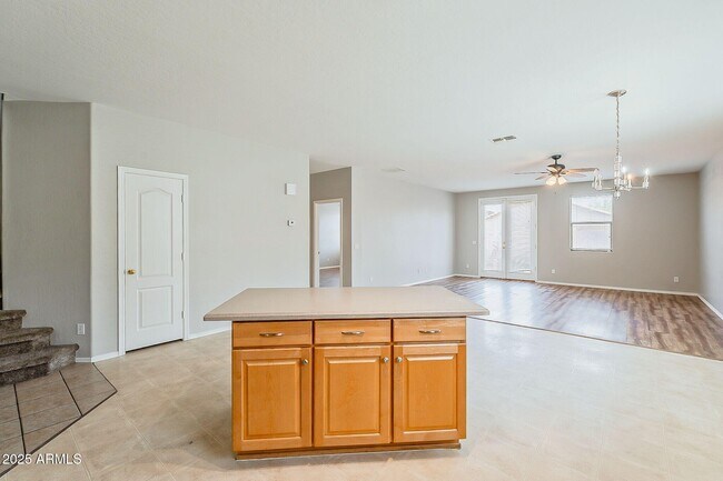 Building Photo - 3122 W Apollo Rd