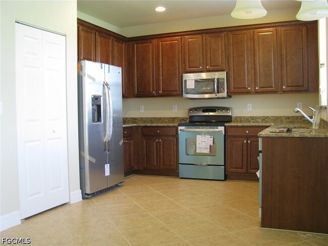 Building Photo - 10474 Spruce Pine Ct