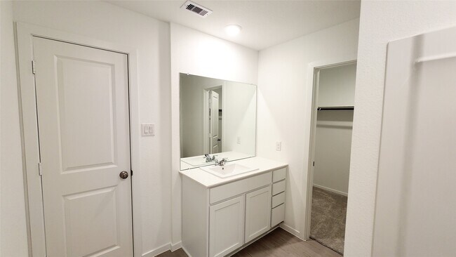 Building Photo - 26819 Feather Reed Dr