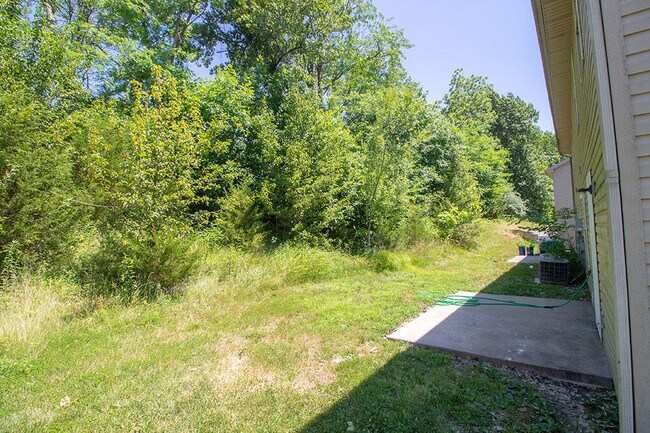 Building Photo - 1425 Greensboro Dr