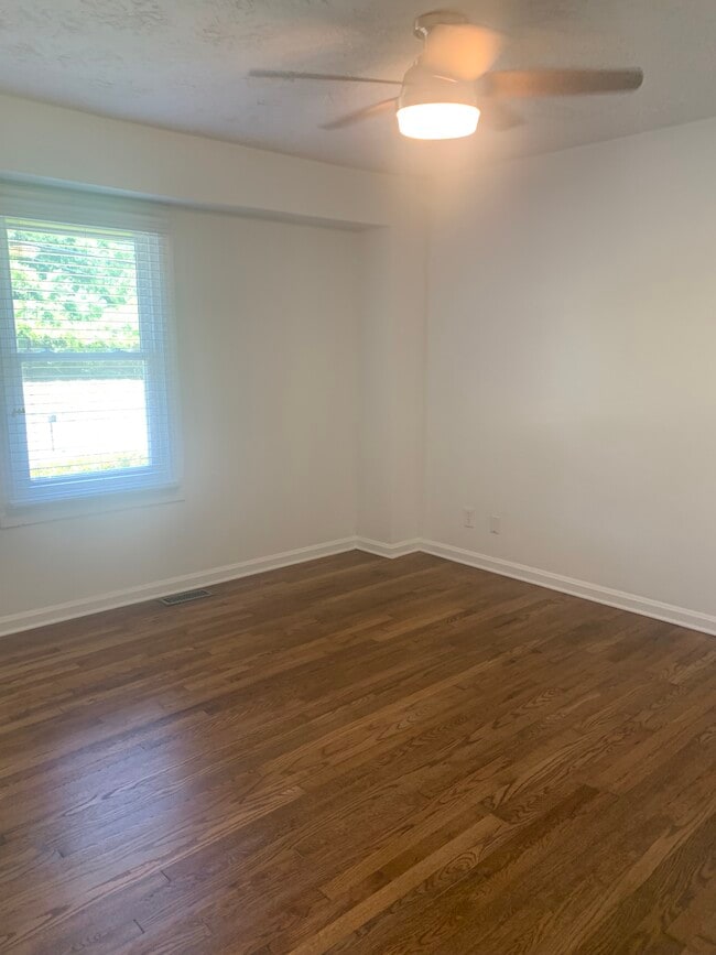 Building Photo - 2328 Johnson Ferry Rd NE