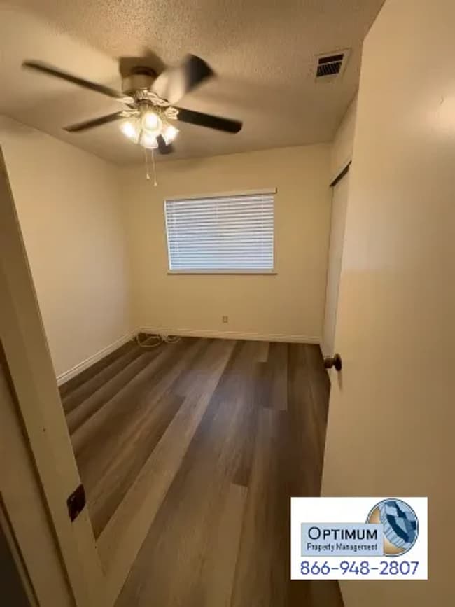 Building Photo - Beautiful 4-bedroom 2-bathroom home.