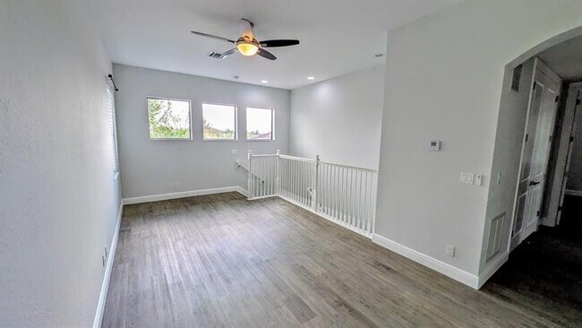 Building Photo - 11555 NW 81st Pl