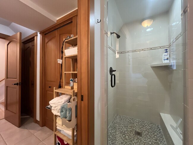 Building Photo - Bright and Open 4 Bedroom Cedar Mill Home with Vaulted Ceilings, Skylights & Multiple Living Areas