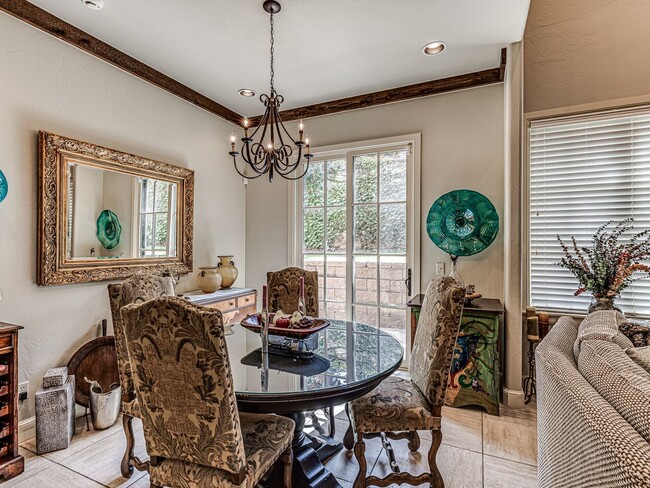 Building Photo - End Unit- @ Muirfield Village- Classic Bill Roberts Custom Built- 4 Bedrooms+ Media Room- Close t...