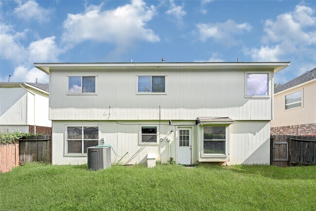 Building Photo - 10407 Hamlet Vale Ct