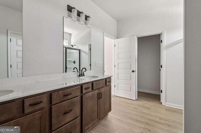 Building Photo - 708 Shetland Trl