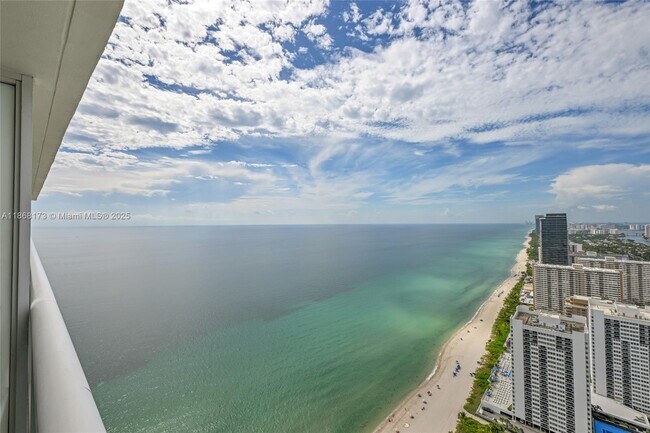 Building Photo - 1830 S Ocean Dr