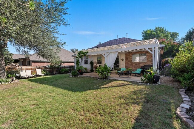 Building Photo - 305 Olmos Dr