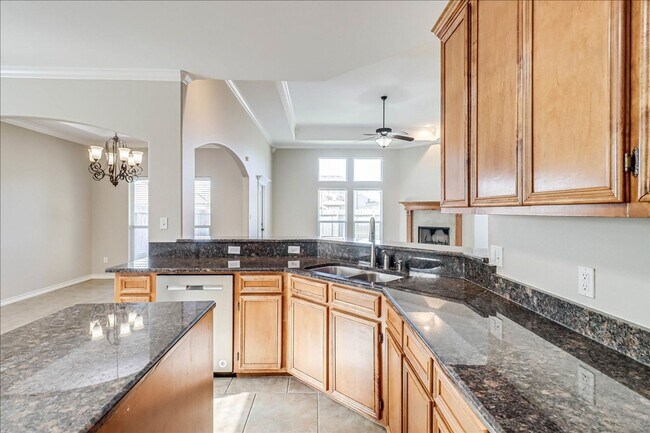 Building Photo - 5810 Aava Dr