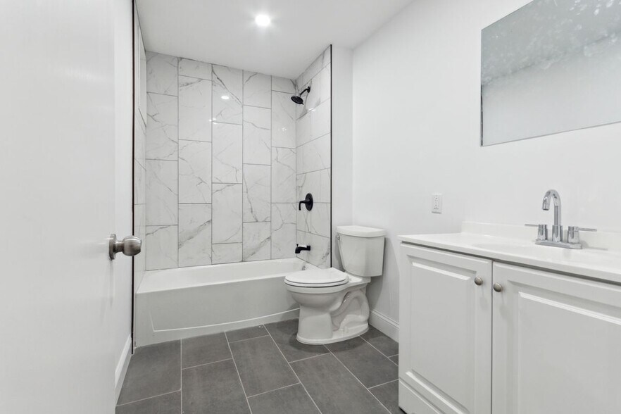 Building Photo - 6202 Callowhill St