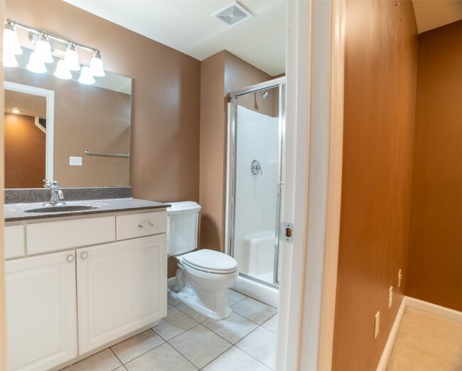 Building Photo - 570 Castle Ridge Dr