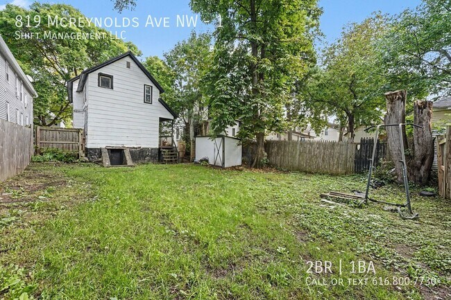 Building Photo - 819 Mc Reynolds Ave NW