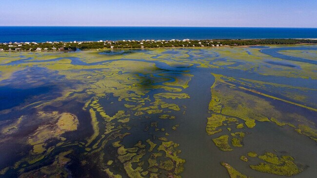 Building Photo - 94 Whiting Ln