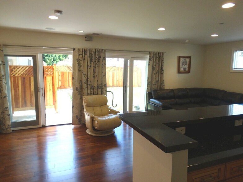 Building Photo - 2504 23rd St