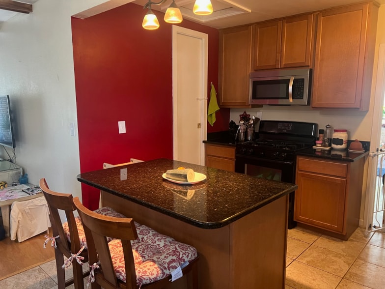 Building Photo - 4440 Shoshone St