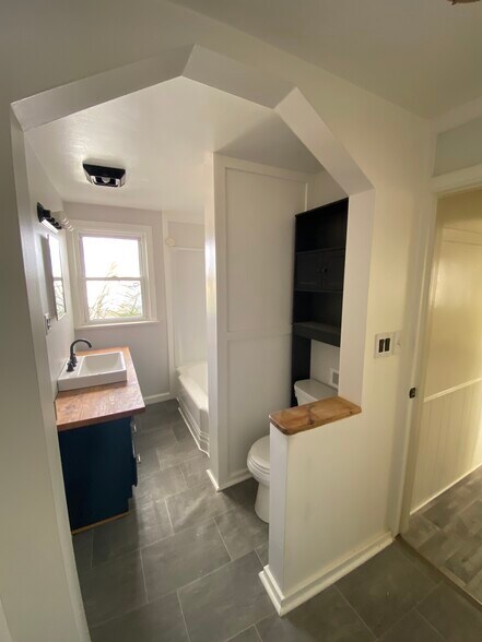 Building Photo - 14 Stoltzfus Ln