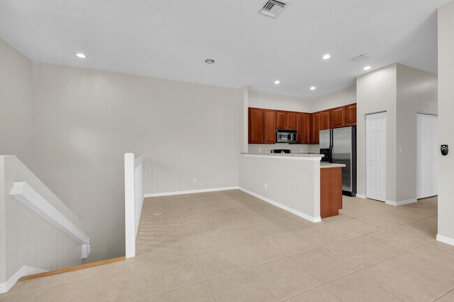 Building Photo - 4851 Bonsai Cir