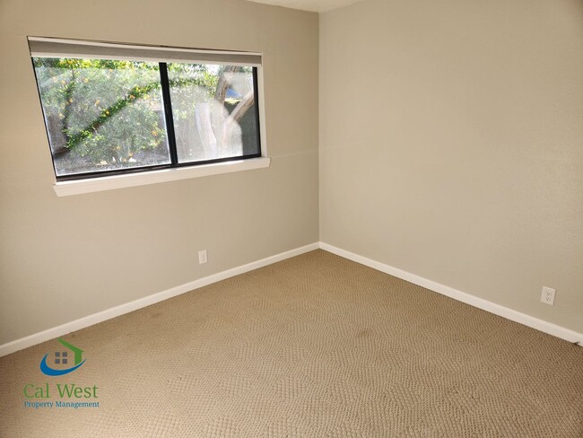 Building Photo - $6295 - Spacious 4 Bed/2 Bath Los Gatos Home with Air Conditioning/Award Winning Schools