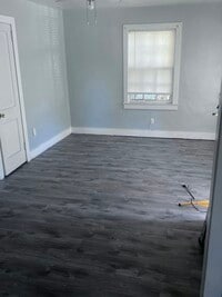 Building Photo - 568 Mohawk St