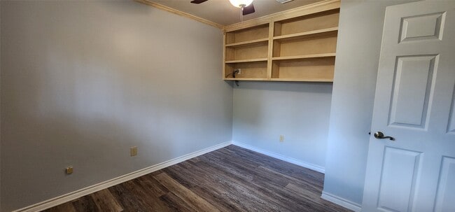 Building Photo - 2527 Meandering Trail