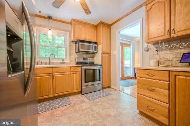 Building Photo - 12510 Basswood Dr