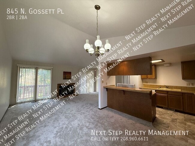 Building Photo - 845 N Gossett Pl