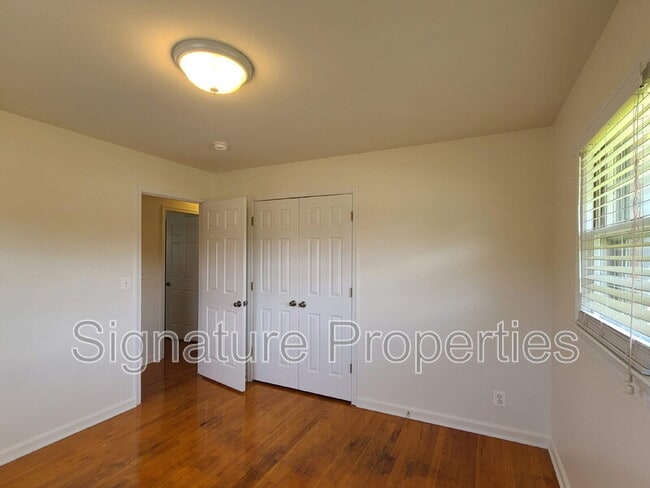 Building Photo - 204 Mt Pleasant Blvd