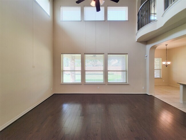 Building Photo - 2210 Pearl Bay Ct
