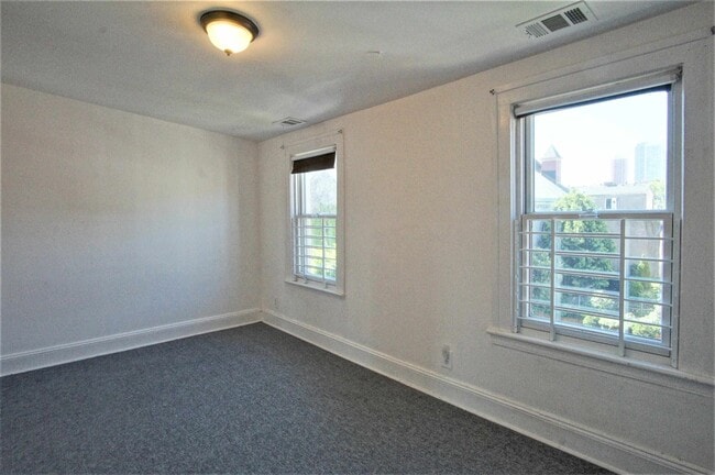 Building Photo - 255 4th St