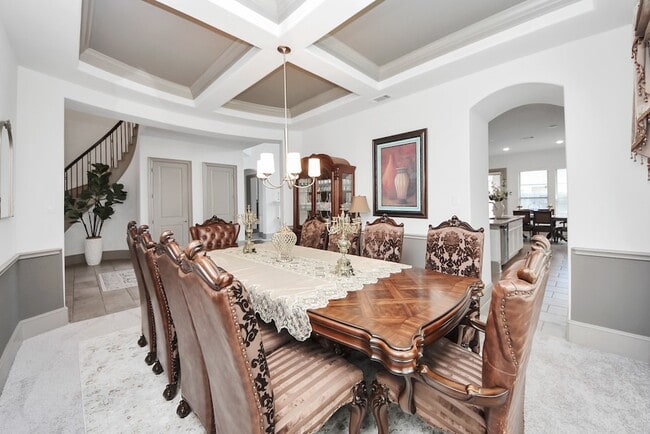 Building Photo - 1911 Sapphire Pines Ln