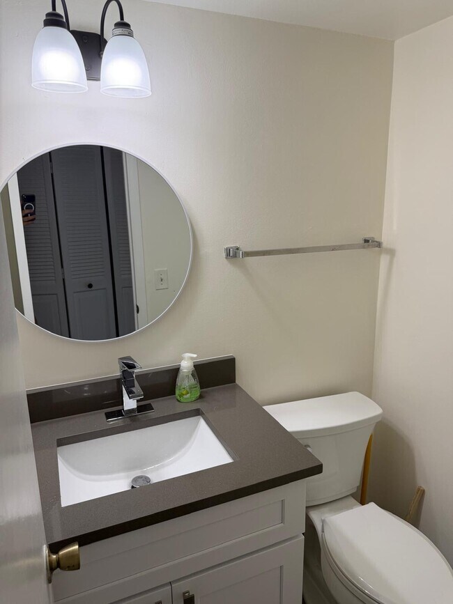 Building Photo - 2092 Wolverton E