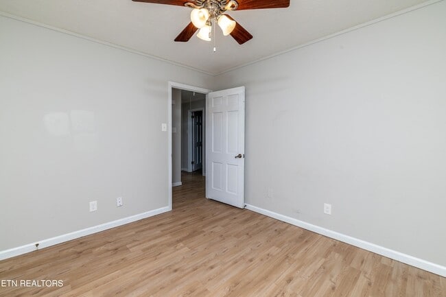 Building Photo - 11719 S Williamsburg Dr