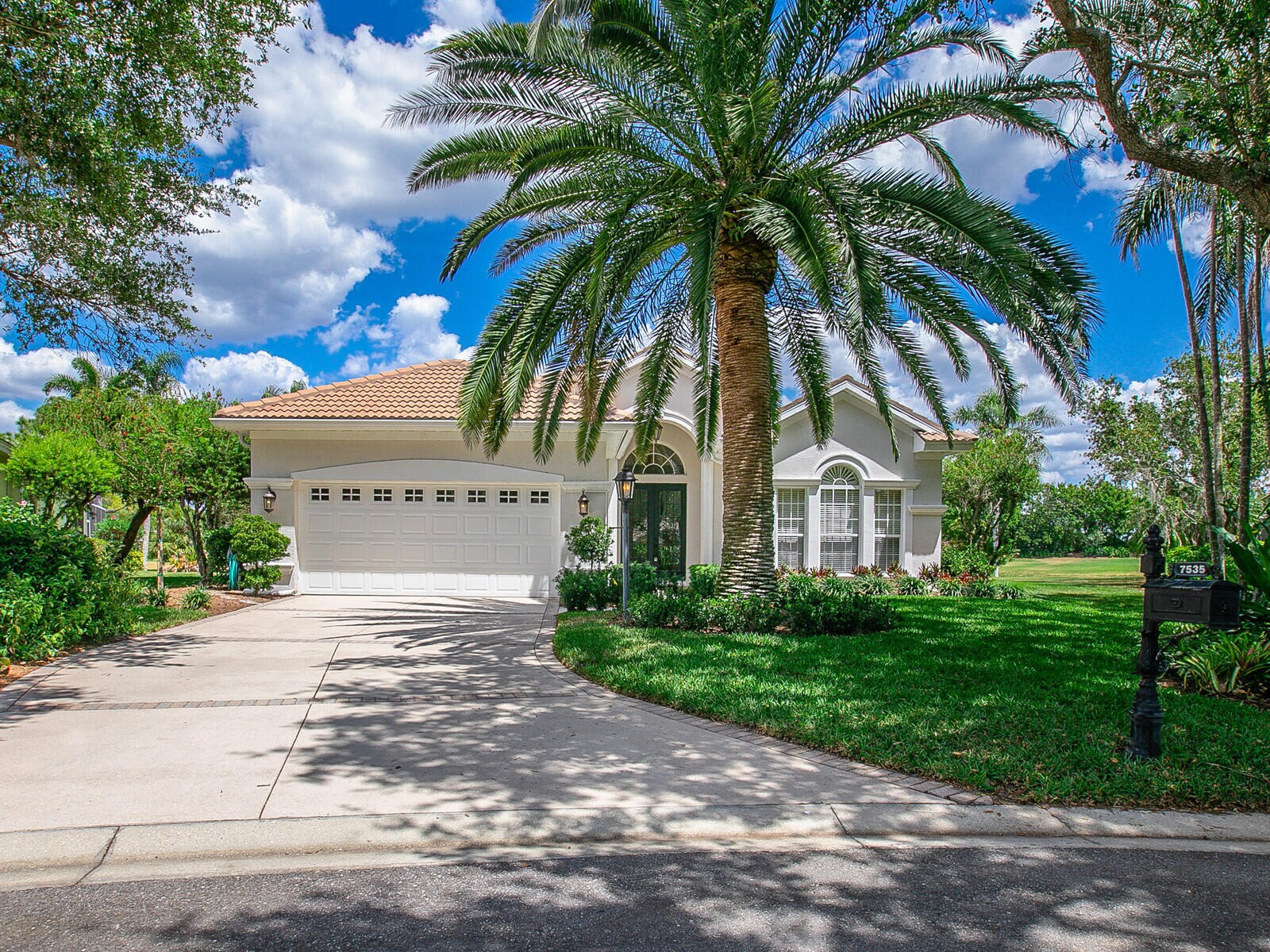 Building Photo - 7535 Ascot Ct