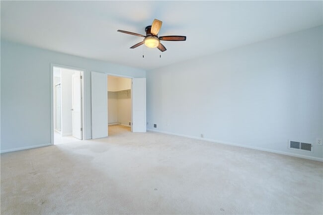 Building Photo - 399 French Rd