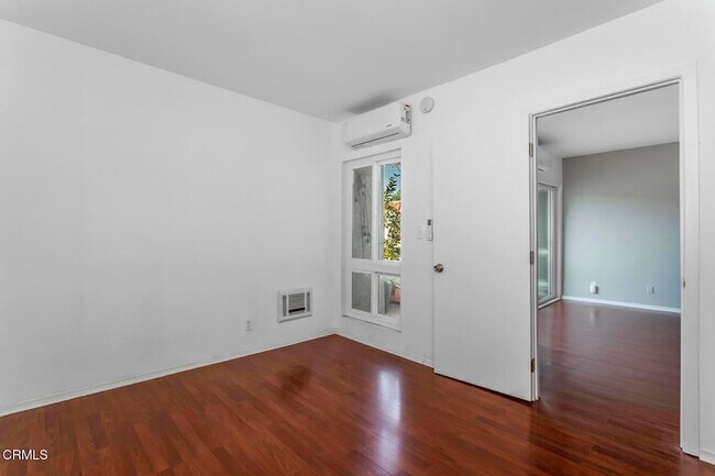 Building Photo - 355 S Los Robles Ave