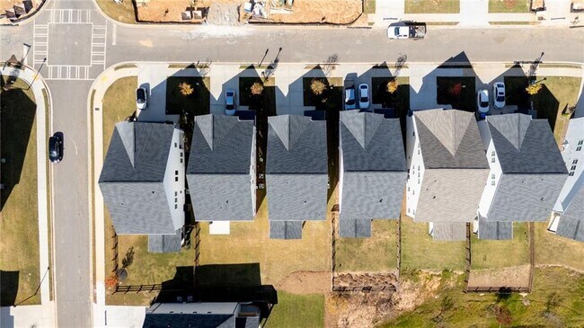 Building Photo - 1042 Winding Br Dr